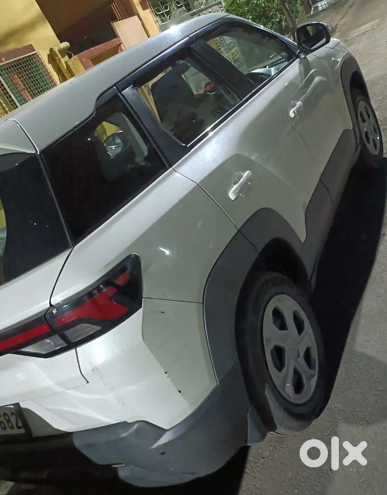 Maruti Suzuki Brezza 2023 Cng & Hybrids 10679 Km Driven