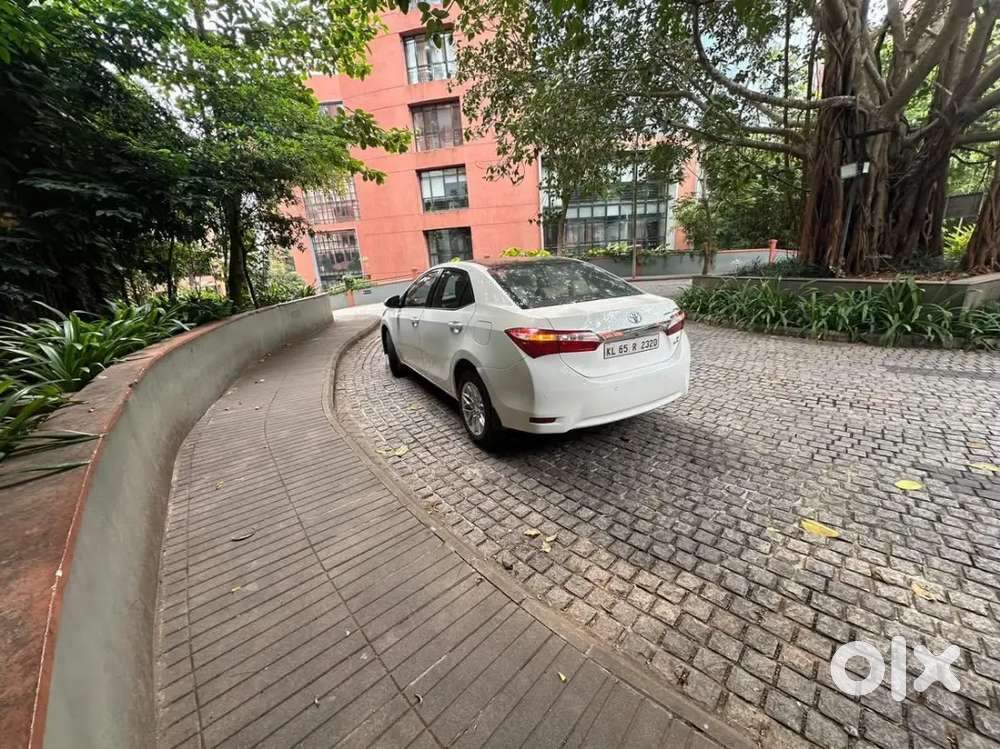 Toyota Corolla Altis 2016