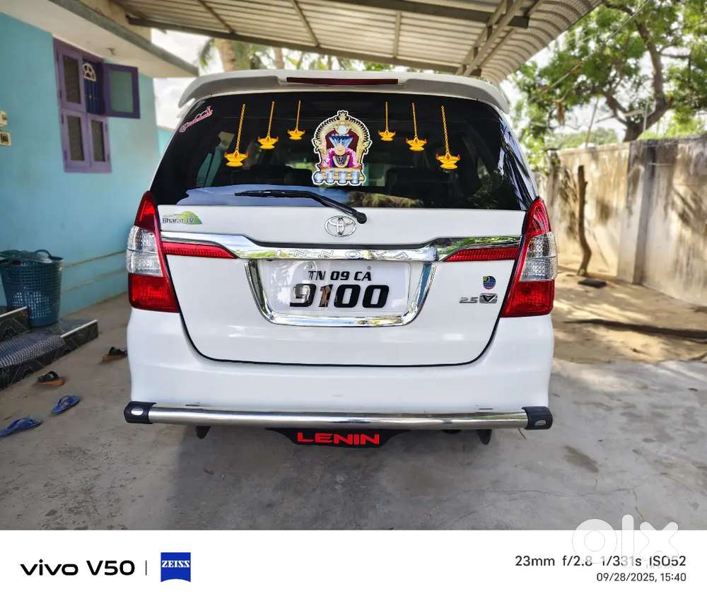 Toyota Innova 2015 Diesel 115000 Km Driven