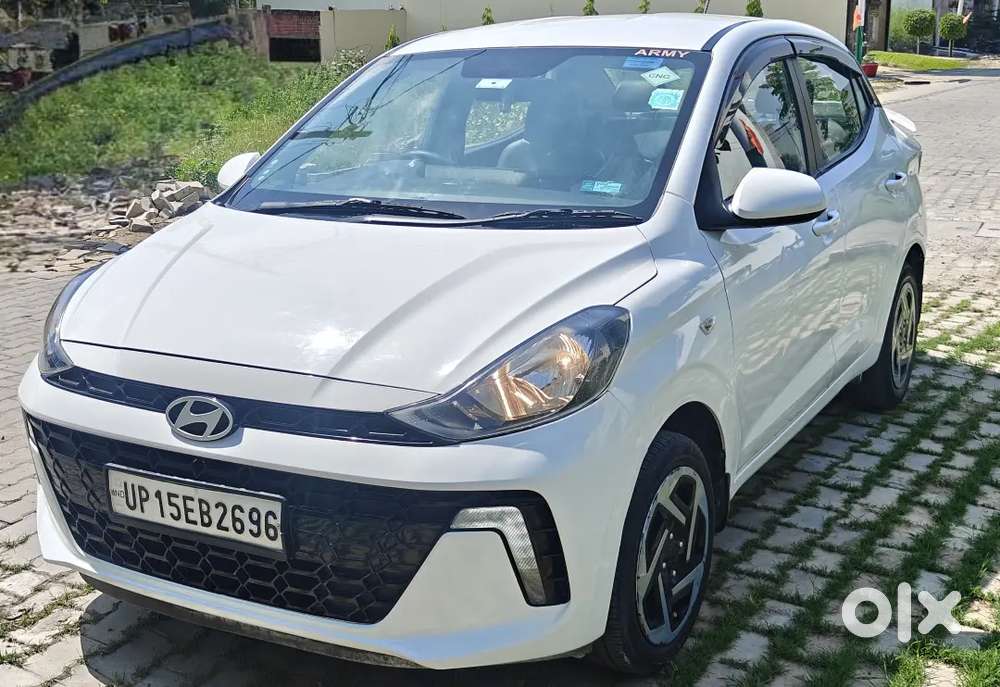 Hyundai Aura Cng Green 2023