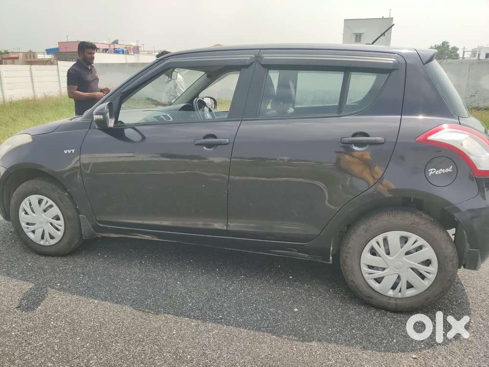 Maruti Suzuki Swift Vxi, 2015, Petrol