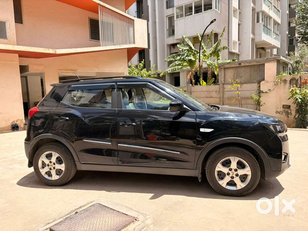 Mahindra Xuv300 2023 Petrol 12000 Km Driven