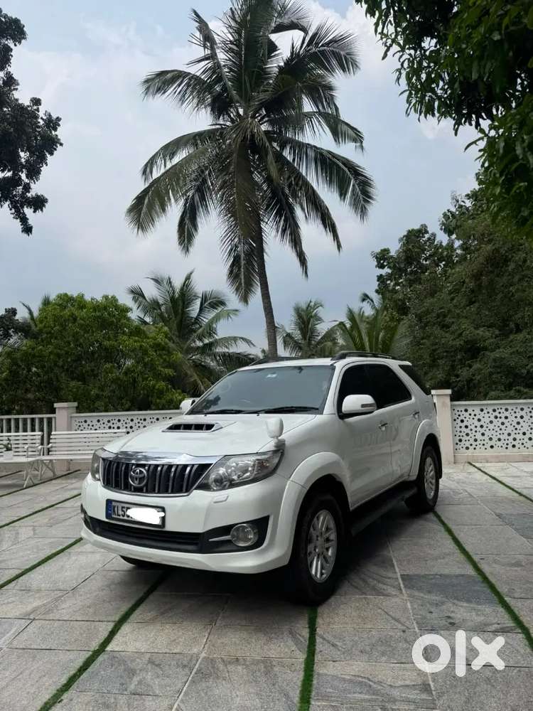 Toyota Fortuner Diesel 2012