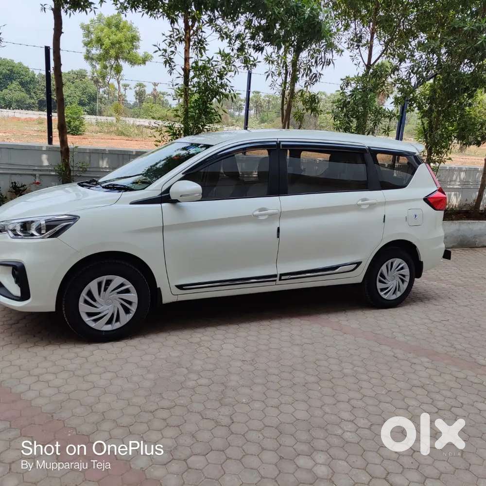 Ertiga Vxi Maruti 2021 Model Only 16000 Kms, Less Used Car
