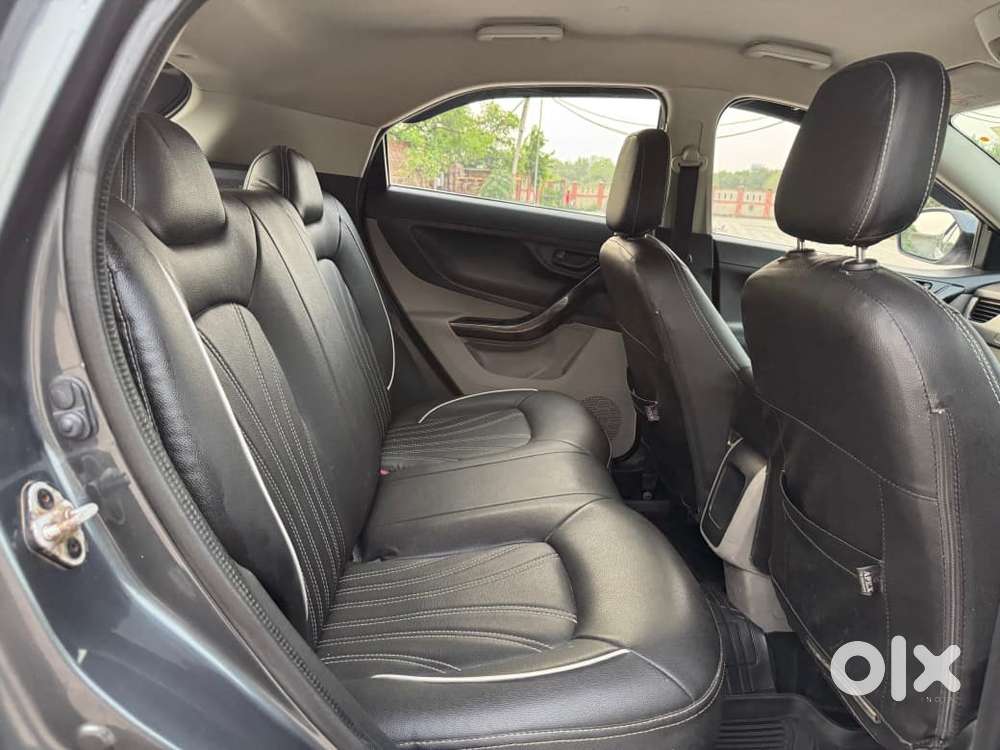 Tata Nexon 1.2 Revotron Xm (s), 2018, Diesel