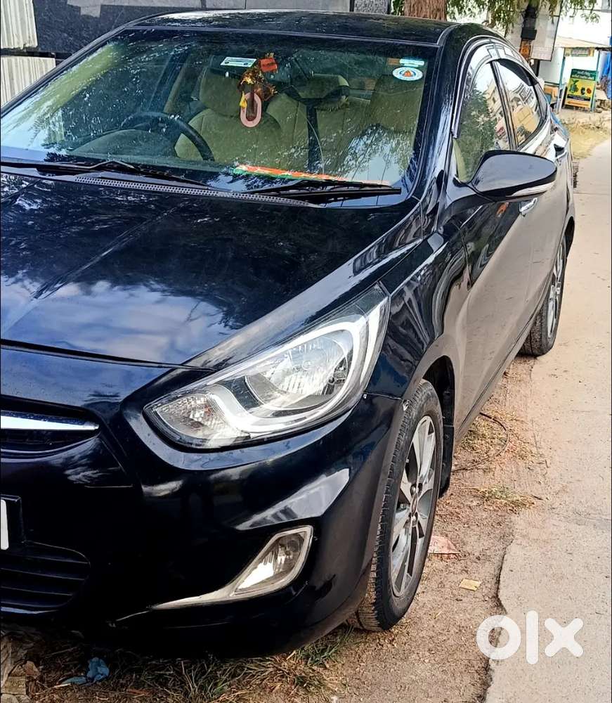 Verna Fludic Diesel Black Excellent Condition 1.6 Crdi