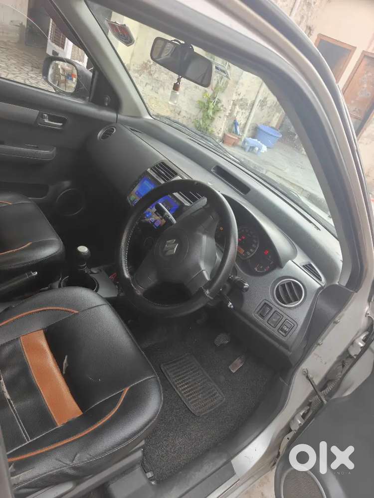 Swift Maruti Suzuki Vxi Petrol 2005