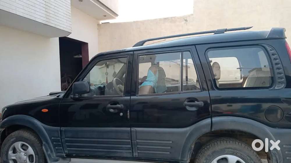 Mahindra Scorpio Diesel 2006
