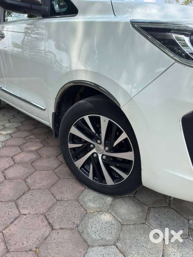 Toyota Innova Crysta Zx 2.4 Diesel 7 Seater, 2022, Diesel