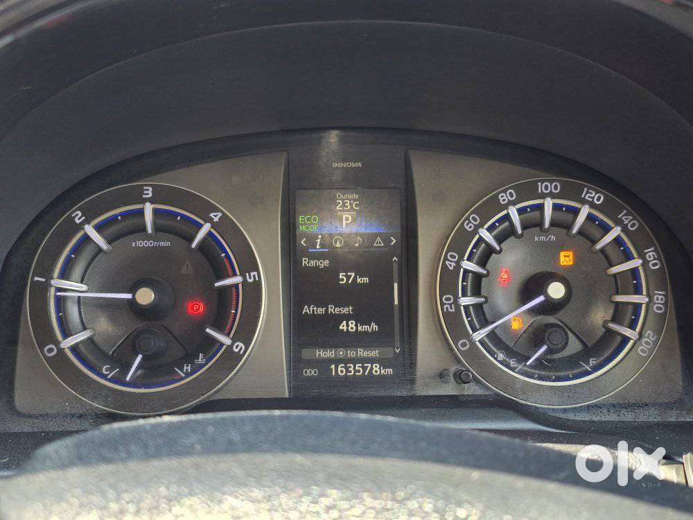 Toyota Innova Crysta 2.8 Zx At 7 Seater, 2018, Diesel