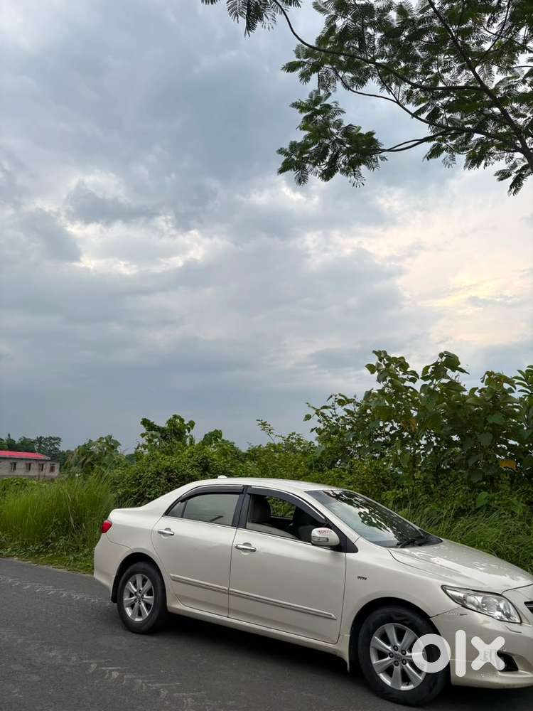 Toyota Corolla Altis 2009 Petrol