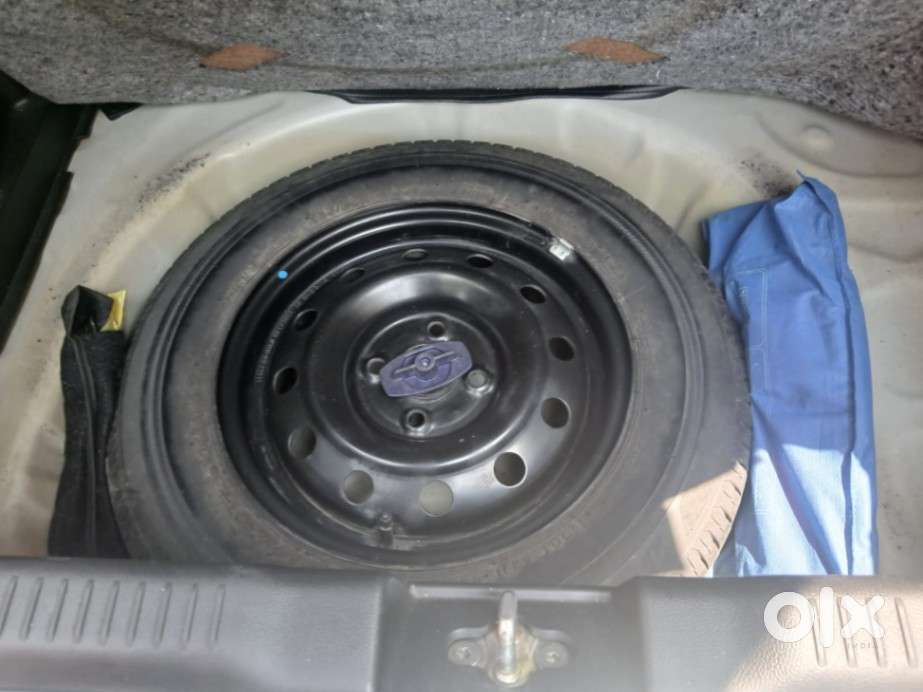 Maruti Suzuki Swift Amt Vxi, 2018, Petrol