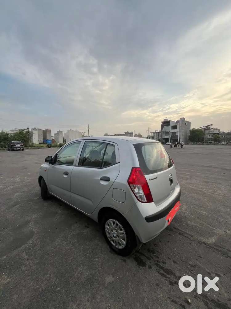 Hyundai I10 2010 Model Car