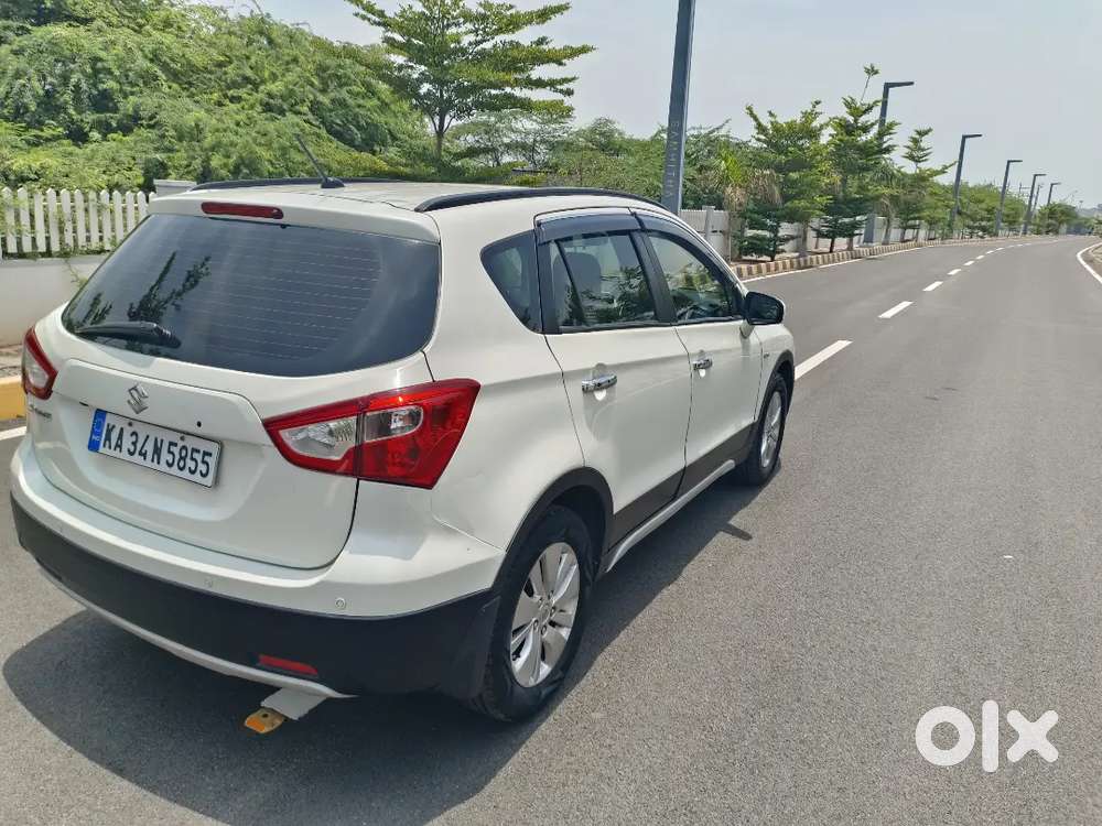 Maruti Suzuki S-cross 2015 Diesel 130000 Km Driven
