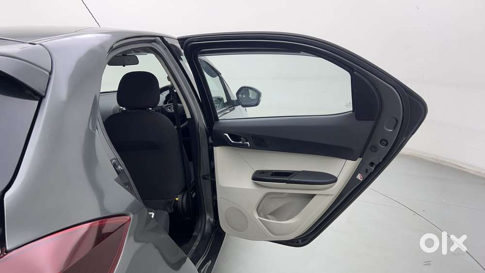 Tata Tiago 1.2 Revotron Xz Plus, 2022, Petrol