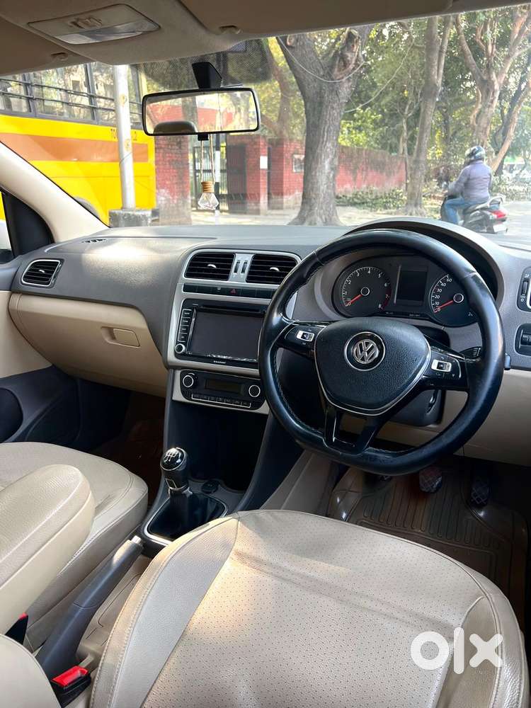 Volkswagen Vento 1.6 Highline Plus 16 Alloy, 2016, Petrol