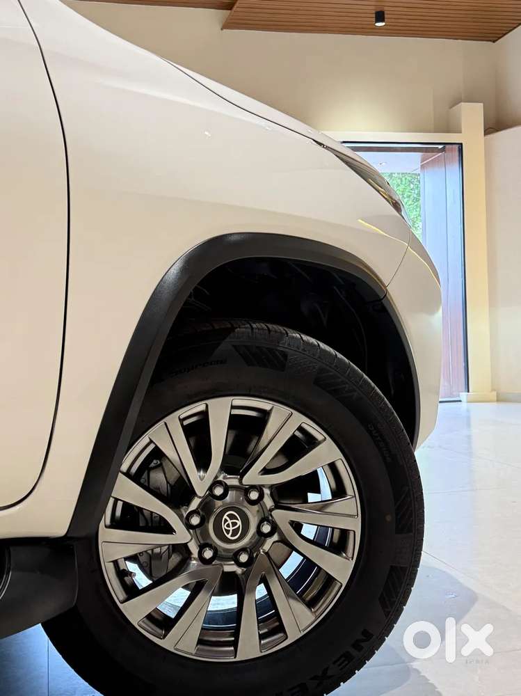Toyota Fortuner 4x2 At, 2022, Diesel