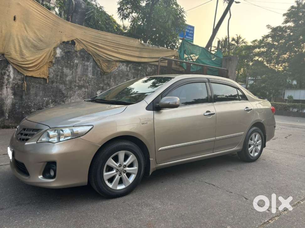 Toyota Corolla Altis G, 2012, Petrol
