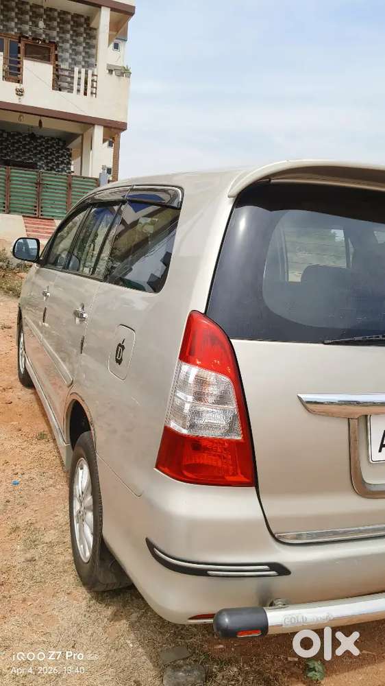 Toyota Innova 2013 Diesel Well Maintained