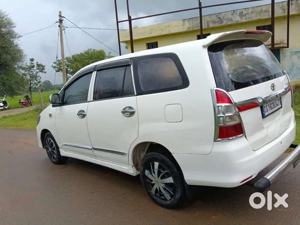 Toyota Innova Diesel 2014