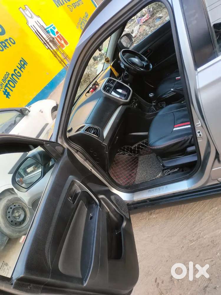 2019 Maruti Suzuki Brezza Vdi