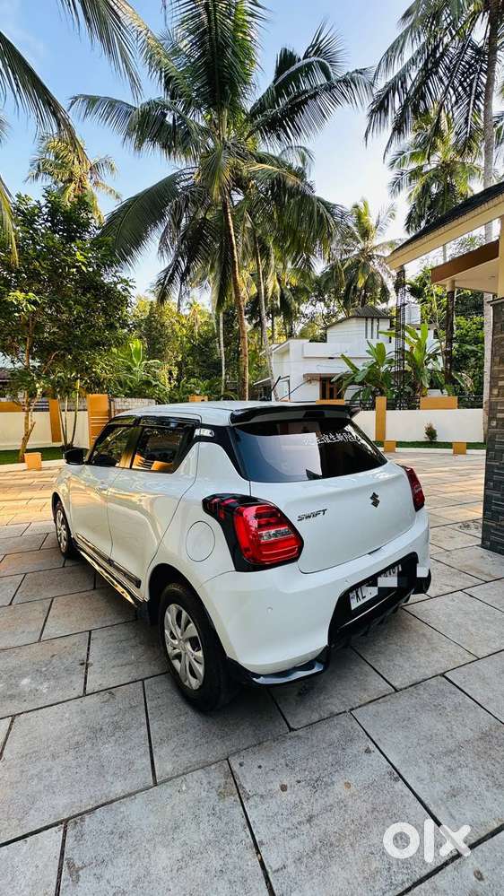 Maruti Suzuki Swift 1.2 Vxi (o), 2023, Petrol