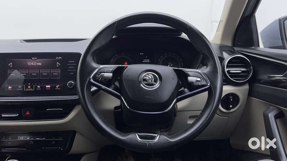 Skoda Slavia Ambition 1.0l Tsi Mt, 2023, Petrol