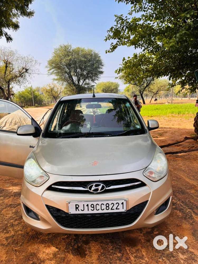 Hyundai Petrol Car 2012