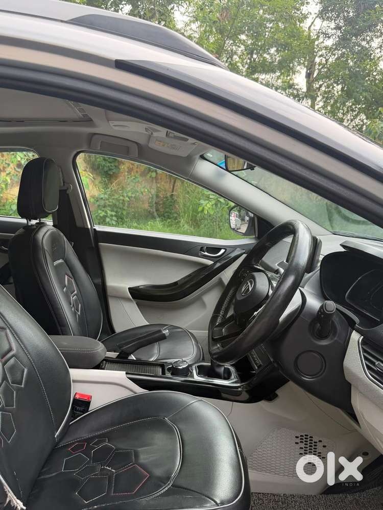 Tata Nexon 1.2 Revotron Xz Plus (s), 2021, Petrol