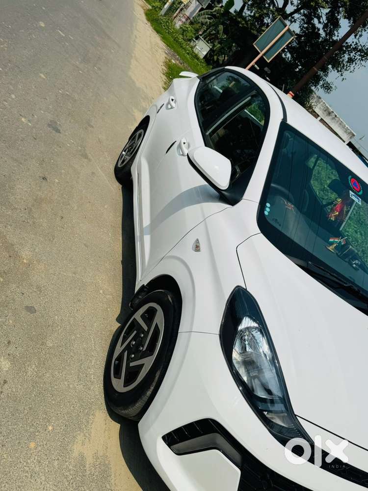 Hyundai Aura Petrol 2024 With 2029 Company Warranty And Insurance 2027