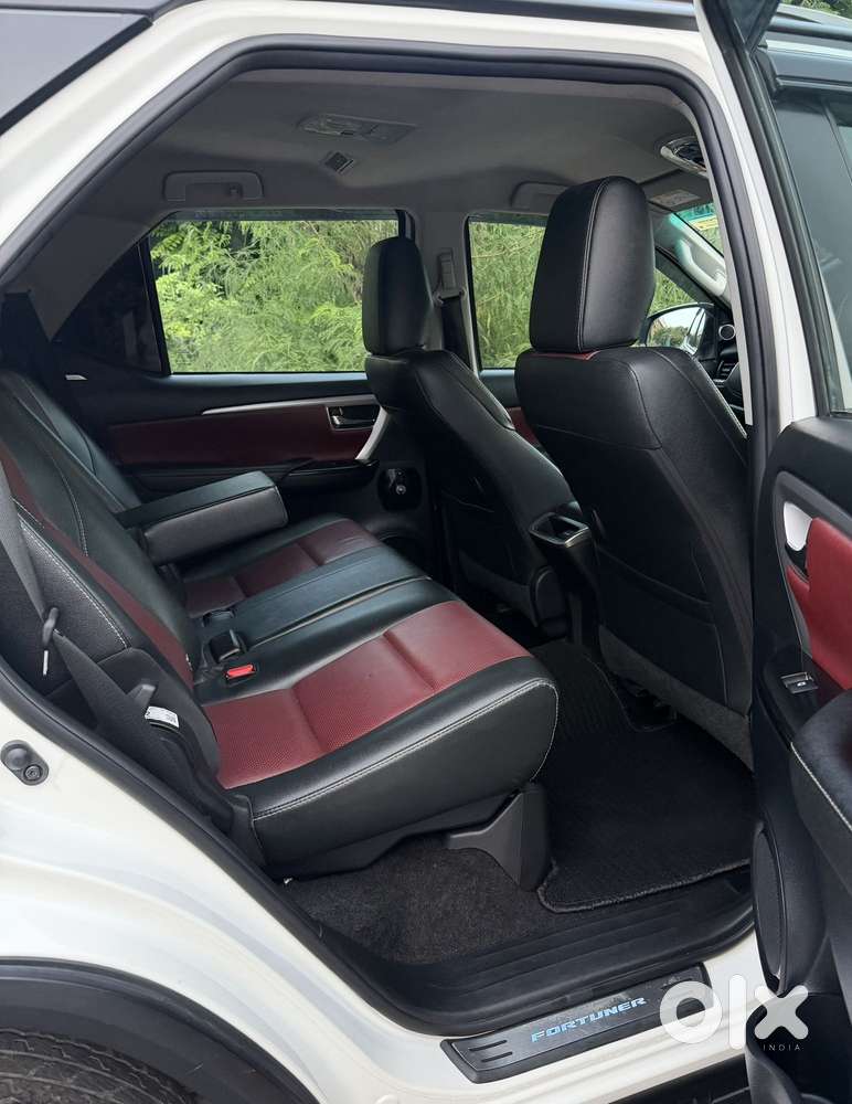 Toyota Fortuner Leader Edition (at), 2025, Diesel