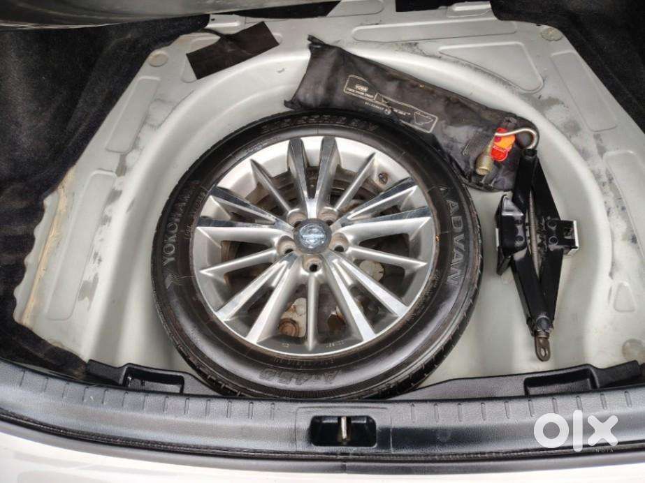 Toyota Corolla Altis 2013-2017 Vl At, 2016, Petrol