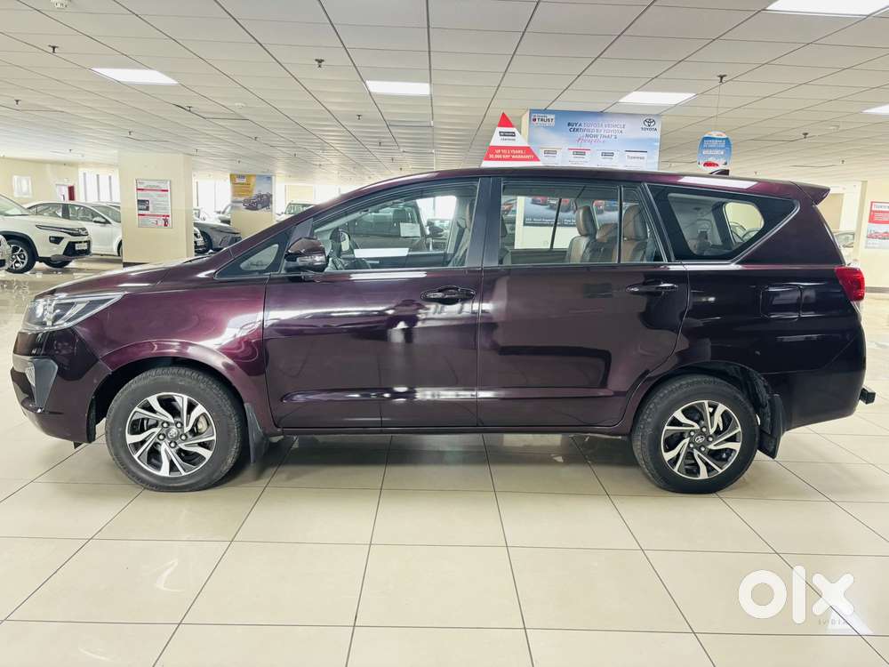 Toyota Innova Crysta 2.4 G Mt 8s, 2022, Diesel