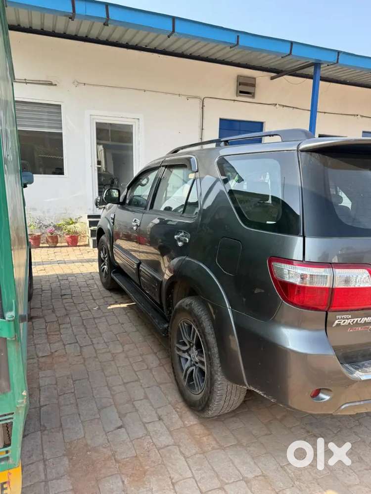 Toyota Fortuner 2011 Diesel 4x4