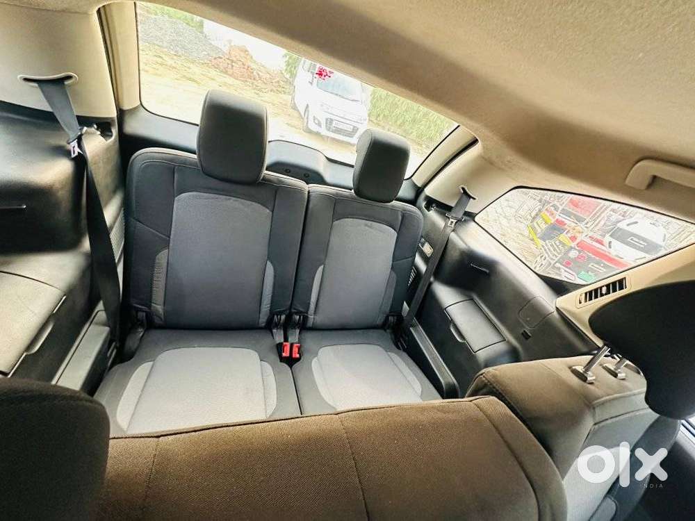 Tata Hexa 2.2 Xe 4x2 7 Str, 2018, Diesel