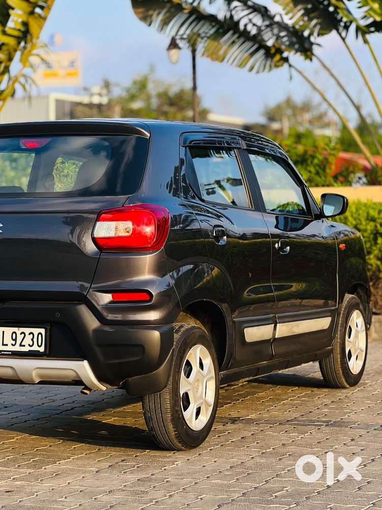 Maruti Suzuki S-presso Vxi Plus, 2022, Petrol