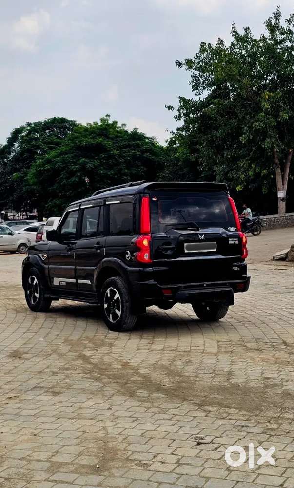 Mahindra Scorpio Classic 2025 Diesel Manual For Maharashtra