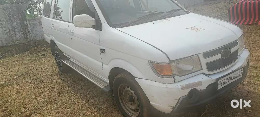 Chevrolet Tavera Neo 2014