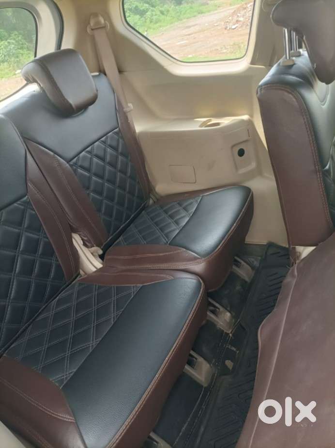 Maruti Suzuki Ertiga Vxi Shvs, 2022, Petrol