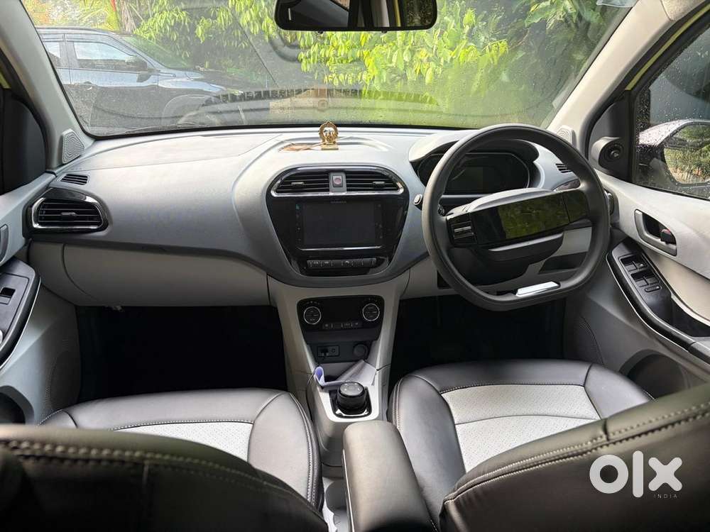 Tata Tiago Ev Xt Mr 2025