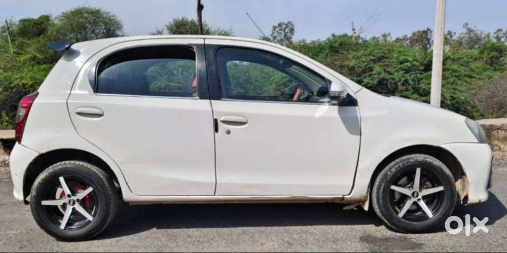 Toyota Etios Cross 1.2 V, 2019, Cng & Hybrids