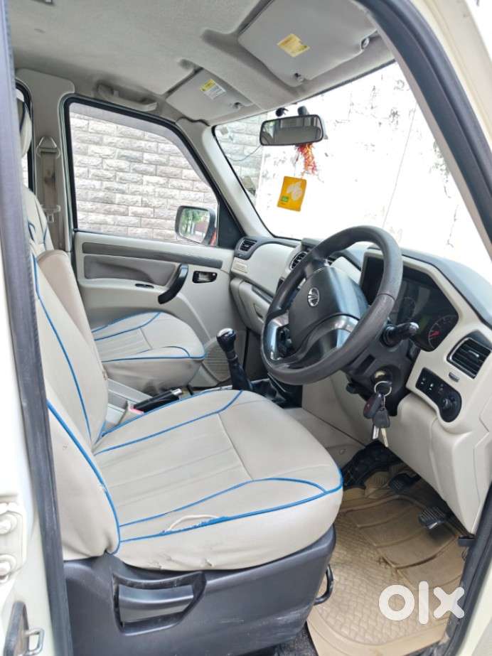 Mahindra Scorpio S8, 2016, Diesel