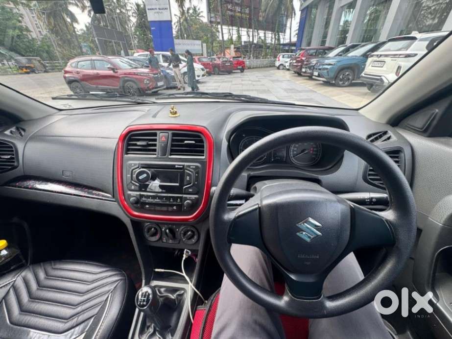 Maruti Suzuki Brezza Vdi, 2017, Petrol