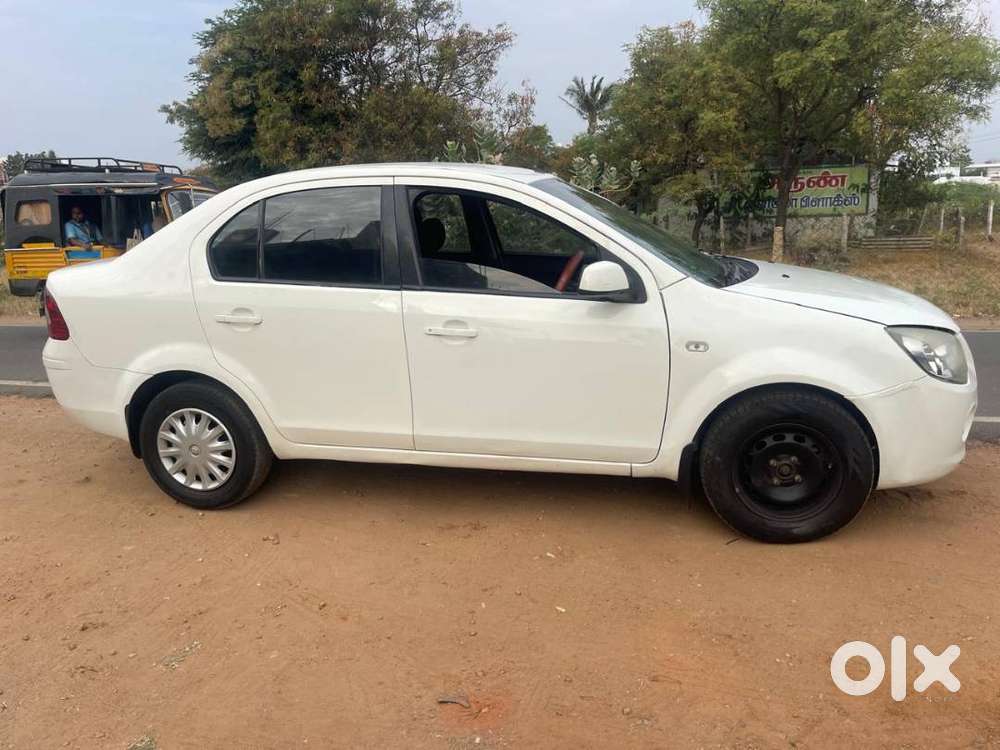 Ford Fiesta White 2012 Model For Sale