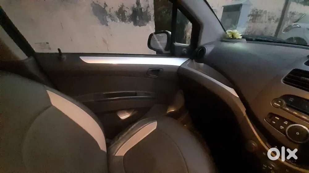 Chevrolet Beat Lt Petrol 2015