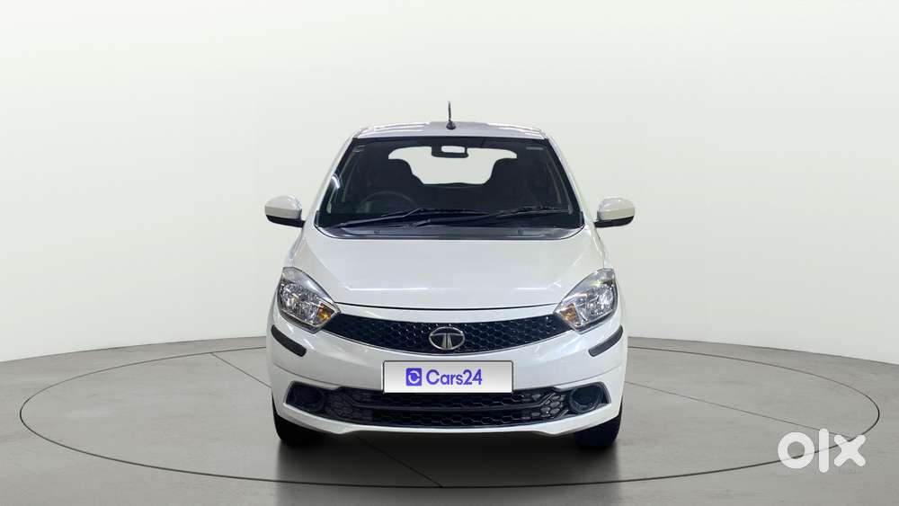 Tata Tiago 1.2 Revotron Xt, 2017, Petrol
