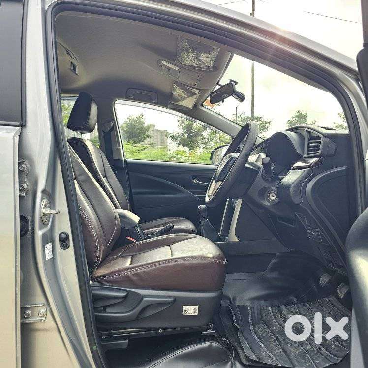 Toyota Innova Crysta 2.4 G Plus Mt 7 Str, 2024, Diesel