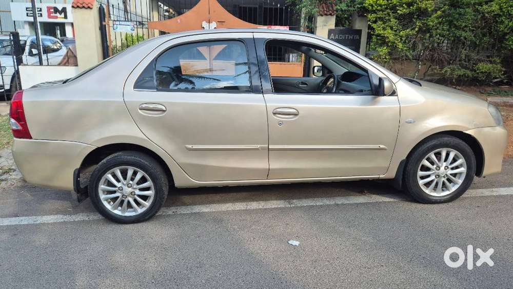 Toyota Etios 2010-2012 V, 2011, Petrol