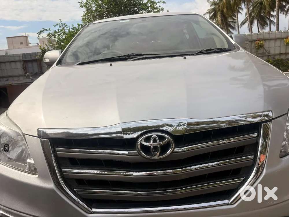 Toyota Innova 2014 Diesel Well Maintained