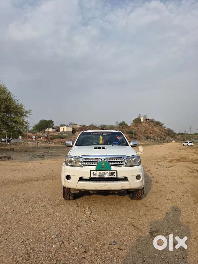 Toyota Fortuner 3.0 L Mt